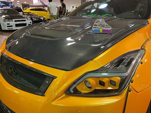 JDM Brand 2008-2015 Infiniti G37 Coupe CMST Tempered Glass Transparent Hood (Carbon Fiber)