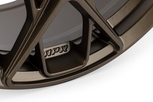 APR A02, FLW FRMD, 18X9.0 ET40, BRONZE